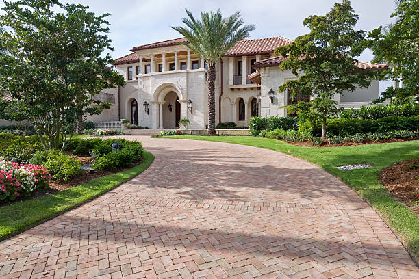 Best Interlocking Driveway Pavers  in Lewisville, TX